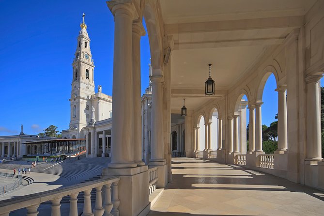Fatima Day Tour from Algarve - Getting to Fatima: the 12 to 13 hour rhythm