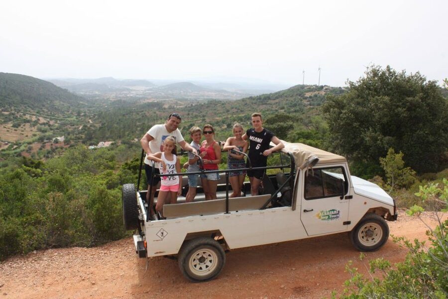 From Albufeira: Algarve Sunset Jeep Tour with Tastings - Cork oak secrets: what harvesting cork actually means