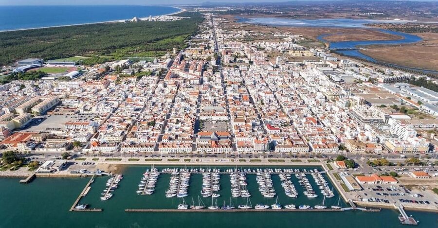 From Albufeira: Discover the Eastern Algarve Guided Day Trip - Tavira’s Late Bronze Age Roots and Castle Over the Gilão River