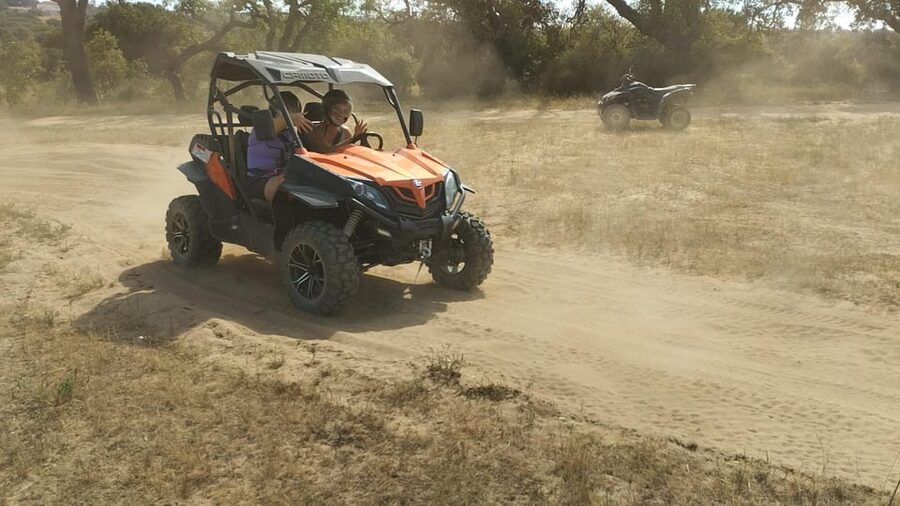 From Albufeira: Paderne Adventure Buggy Ride - Midway break: where photos and guide stories fit into the adventure