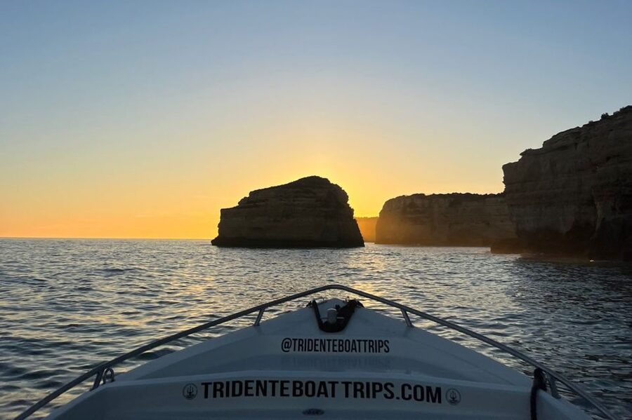 From Armação de Pêra: Sunset Benagil Caves Boat Tour - The live guide and captain: humor, skill, and real regional stories