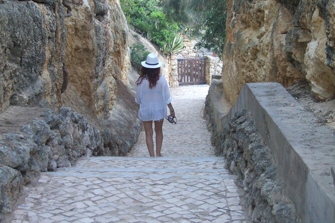 From Faro: Benagil Hiking Cliffs and the 4 Treasure Experience - Senhora da Rocha Chapel and Praia Nova Beach: The Best Relax Slot