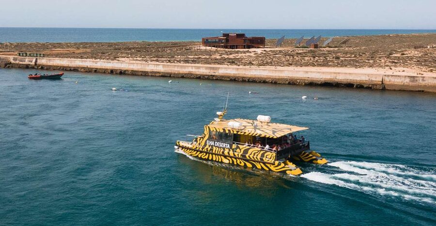 From Faro: Catamaran Boat Trip to Deserta Island with Stop - Ilha Deserta by Catamaran: Why This 2-Island Feeling Works