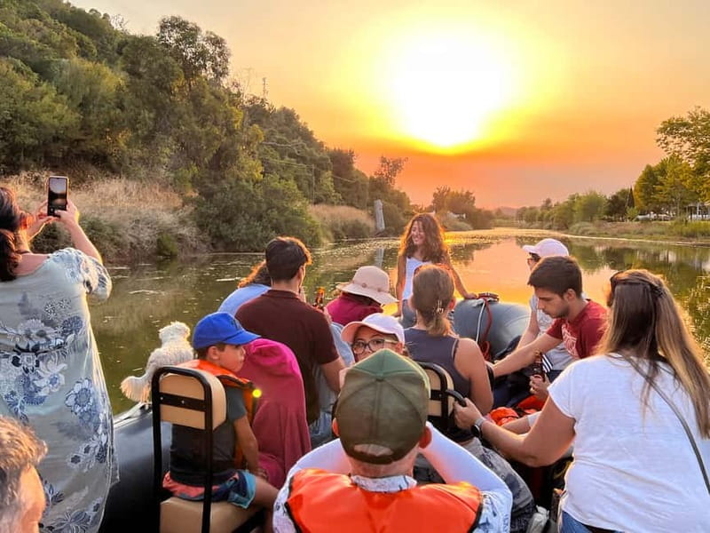 From Lagoa: Visit Silves Town by Boat with Hop Off & Hop On - Why the Arade River hop-on boat is worth your time