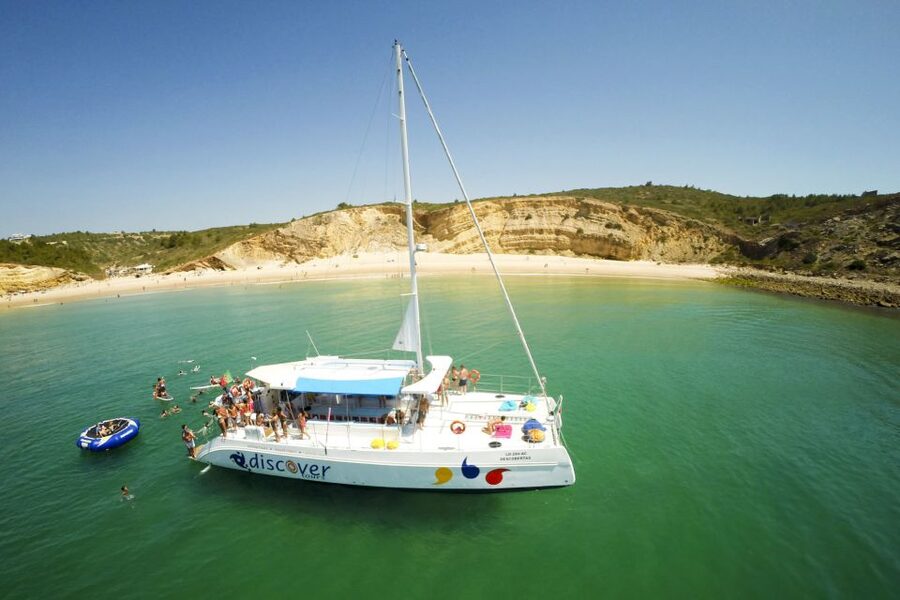 From Lagos: Algarve Cruise by Catamaran - Ponta da Piedade by catamaran, cliffs and grottoes without the viewpoint scramble