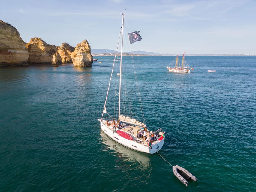 From Lagos: Ponta da Piedade Half-Day Yacht Cruise - Ponta da Piedade and the lighthouse: what you are really going for