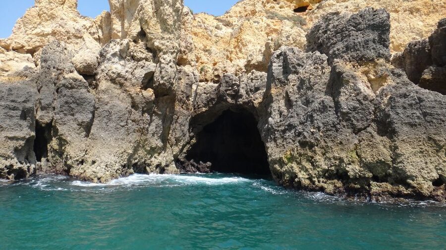 From Lagos: private Ponta da Piedade Sunset Cruise - Sea caves and famous cliffs: what you will notice once you are out there