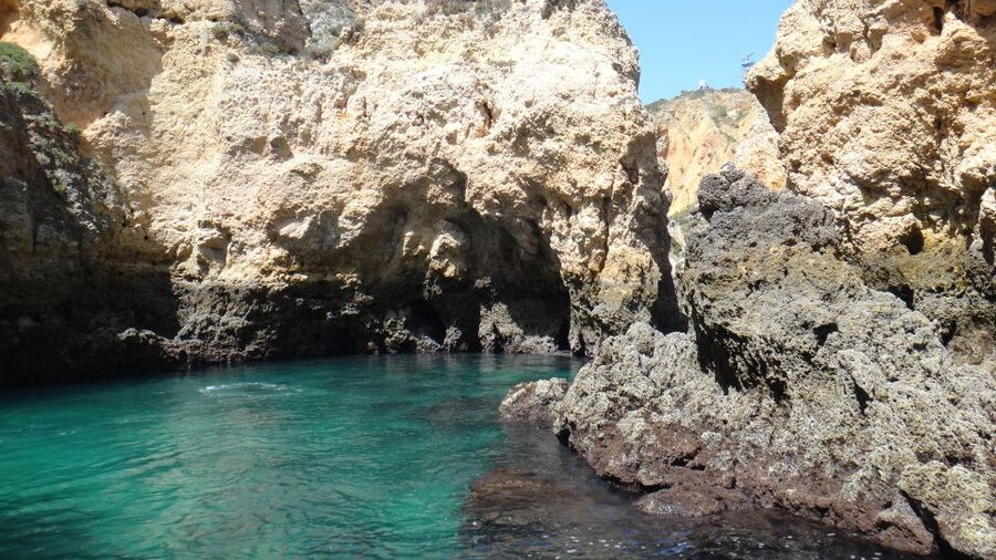 From Lagos: private Ponta da Piedade Sunset Cruise - Language and skipper-led value: why narration matters on short cruises