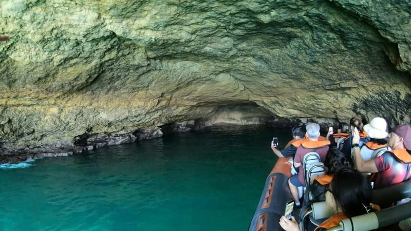From Lagos: Scenic Cruise to the Benagil and Carvoeiro Caves - About that speed and boat feel, comfort and safety in real life