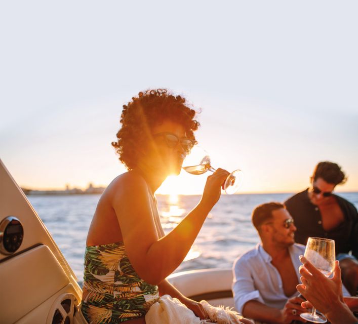 From Vilamoura: Sunset Catamaran Experience - Logistics That Affect Your Day: Meeting Point and What to Bring