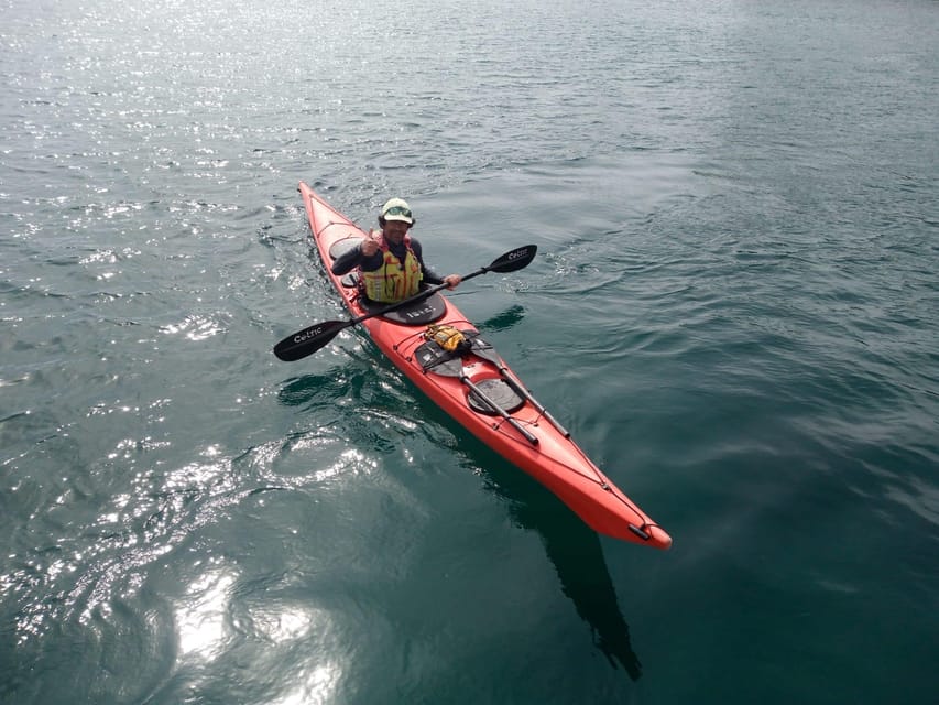 Guided sea kayaking adventures in the south western Algarve - Stop by stop, what happens on the water