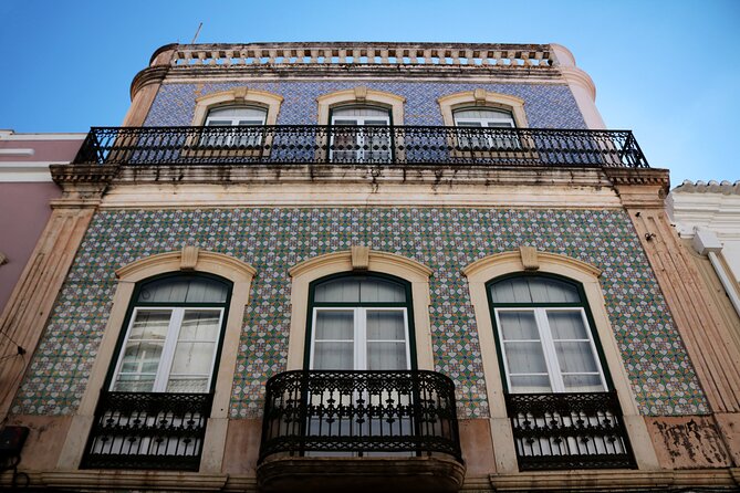 Guided visit to Silves and taste of local flavors - Stop 4: Castelo de Silves (A Fortification Story, Plus Time Outdoors)