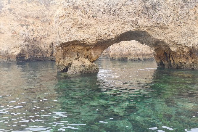 Half Day Cruise to Ponta da Piedade with Lunch and Drinks - Boat comfort, group size, and crowding reality