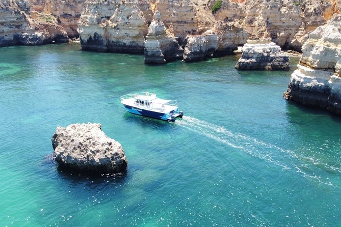 Half Day Cruise to Ponta da Piedade with Lunch and Drinks - Cruising close to Ponta da Piedade’s cliffs, bays, and grottoes