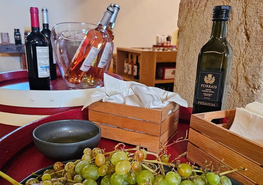Historic centre & Wine tasting - Tavira historic center: guided ride, photo moment, and viewpoint stops