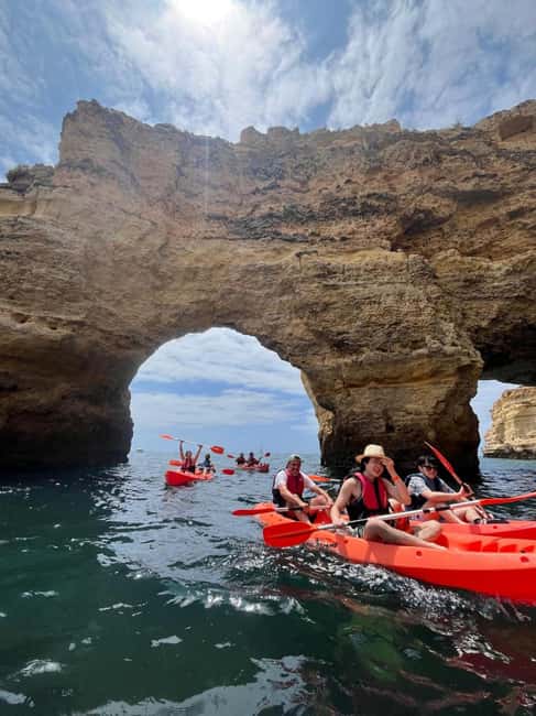 Kayak Adventure: Discover The Benagil Caves - Meeting at Estrada de Benagil and how to time your arrival