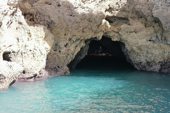 Kayak Adventure through the Ponta da Piedade Caves in Lagos - Paddling the coastline: what it feels like from the kayak