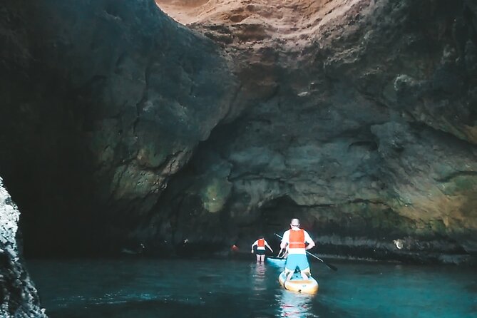 Kayak & Stand Up Paddle in Ferragudo | SELF-GUIDED - Entering Ferragudo by Water: What You’ll See Right Away