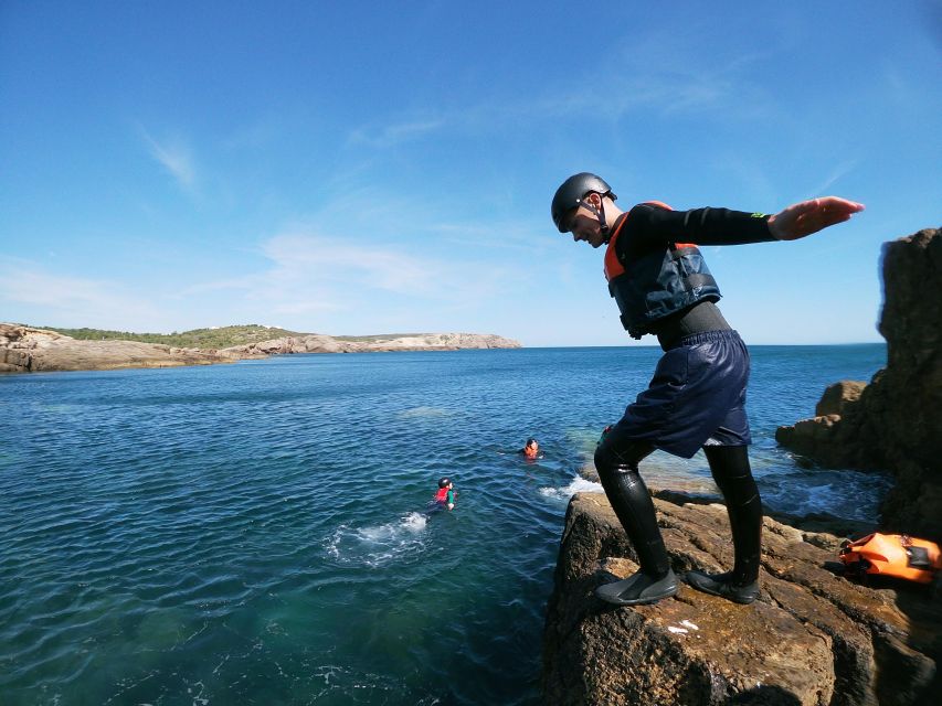 Kids Version - Coasteering with snorkeling: Algarve - Praia da Ingrina, where the Algarve feels wilder