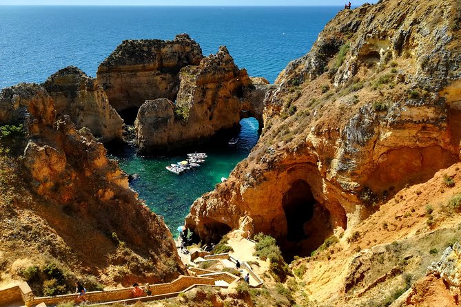 Lagos and Sagres Premium - Shared small group > VTours Algarve - Statue of Infante Dom Henrique and Santa Maria Church details