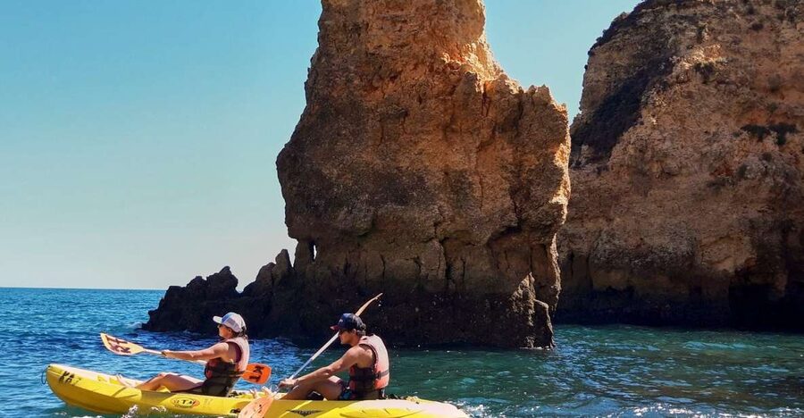 Lagos: Guided Kayak Tour - From Praia de Batata to the caves: what the 2.5 hours really feels like