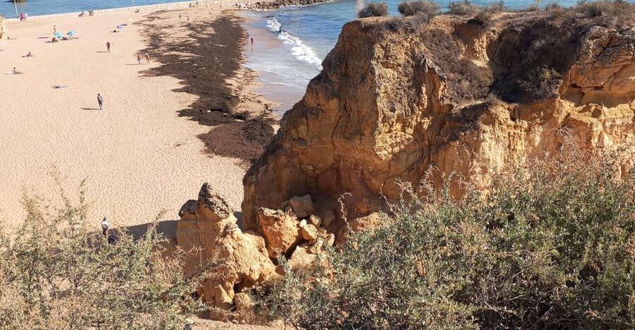 Lagos Portugal:Bike tour History and breathtaking views. - Meeting next to Restaurante da Trindade, and how the tour runs