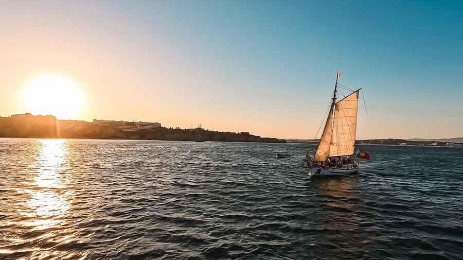 Lagos: Sunset Sail aboard a Traditional Boat with Prosecco - Lagos Golden Coast views and grottos: what you’ll actually see