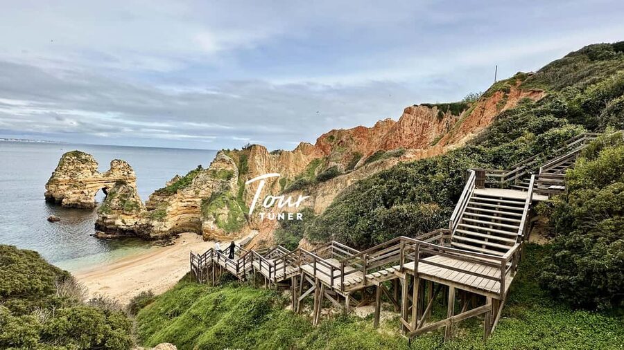 Lisbon: Day Trip To Algarve, Benagil Cave, Carvoeiro & Lagos - Pickup and Timing: How the Day Actually Starts