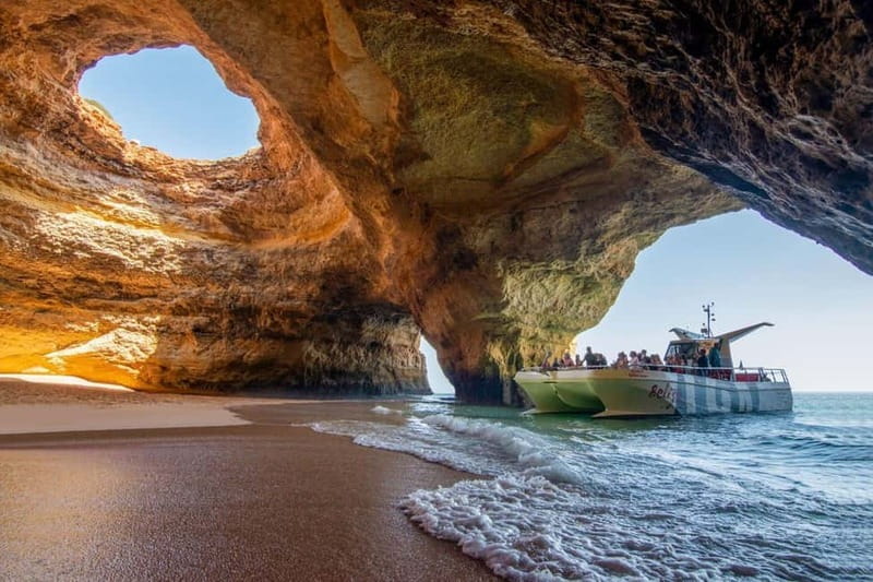 Lisbon: Private Day trip to Algarve, Benagil cave,Portimao - Algar Seco cliffs and Boneca Cave: why a short stop can still feel worth it
