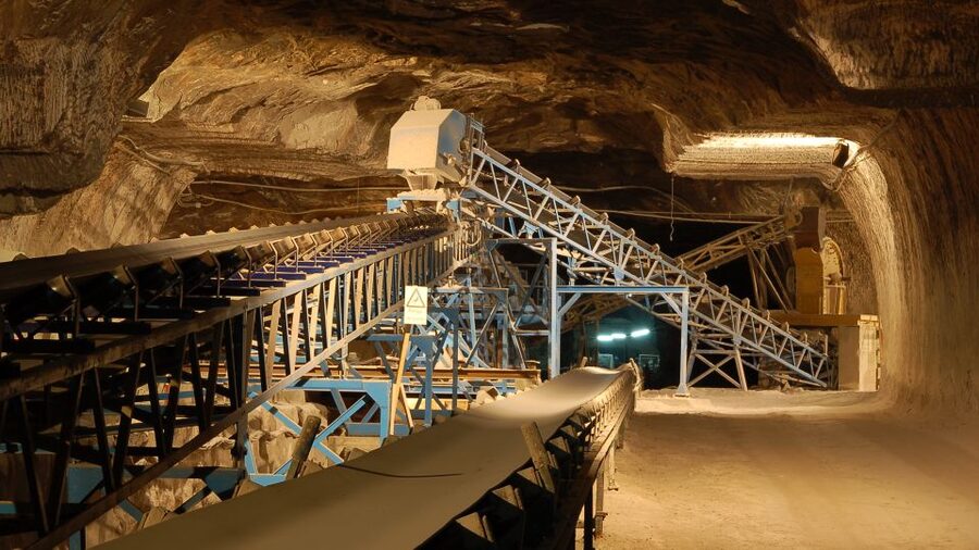 Loulé: St. Barbara Art Collection w/Guided Salt Mine Tour - The Turn from Art to Mine: Safety Gear and a Guided Route