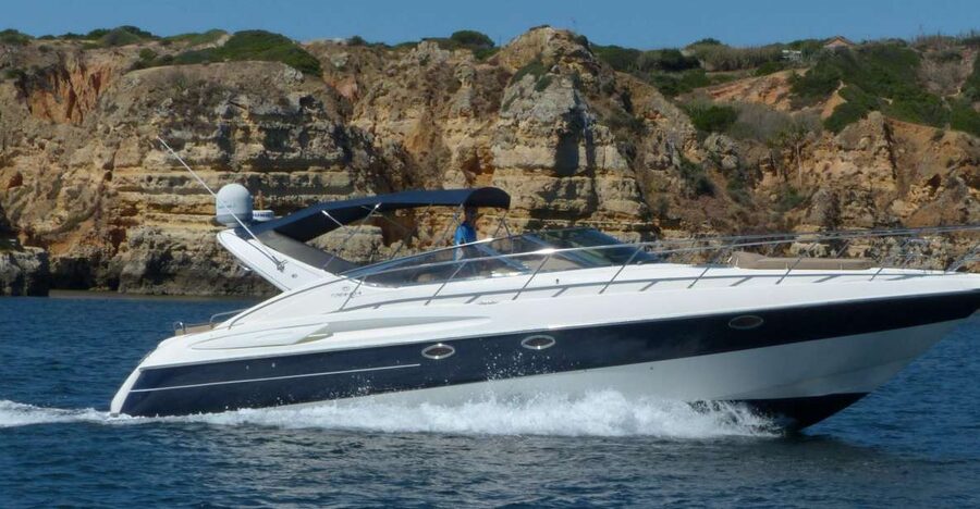 Morning/Afternoon Luxury Yacht Cruise with Drinks and Snacks - Staying Comfortable: Sun, Shower, Bathroom, and What to Bring