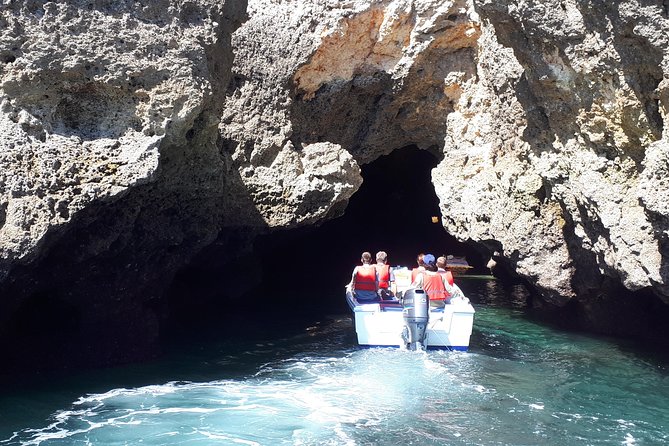 Ponta da Piedade Grotto Tour in Lagos, Algarve - Ponta da Piedade Headland, Limestone Arches and Hidden Grottos