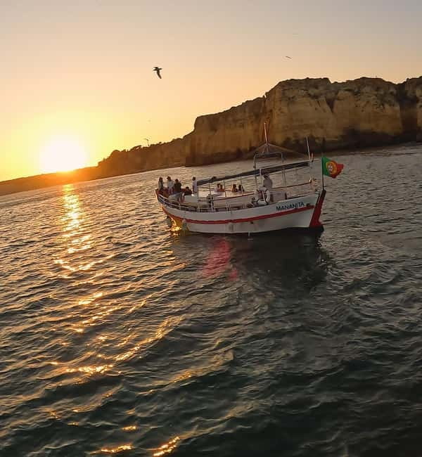 Ponta da Piedade Sunset Cruise from Lagos - Ponta da Piedade: Caves, Rocks, and Why Boat Positioning Matters