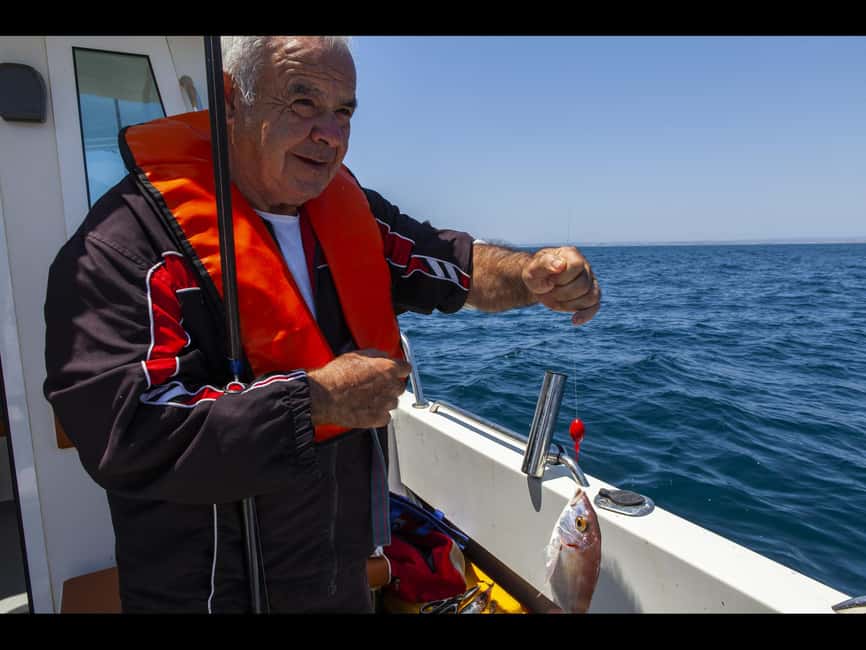 Portimão: Algarve Reef Fishing - What to Bring, How to Dress, and How to Get the Most Bites
