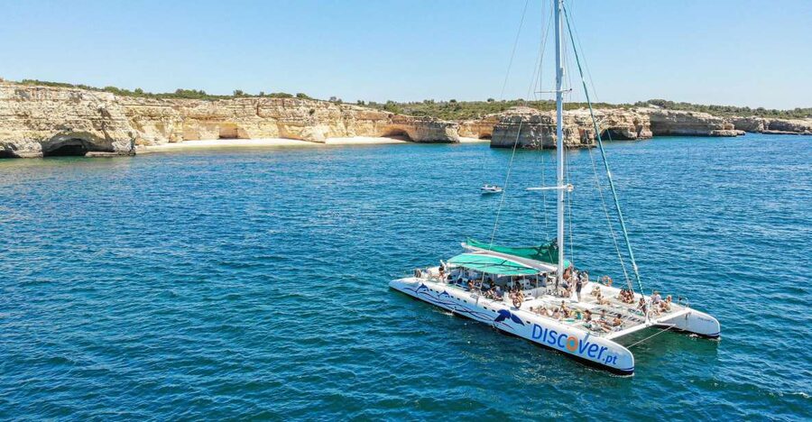 Portimao: Benagil Caves & Coastline Cruise - Portimão catamaran timing: how 3 hours feels on the water