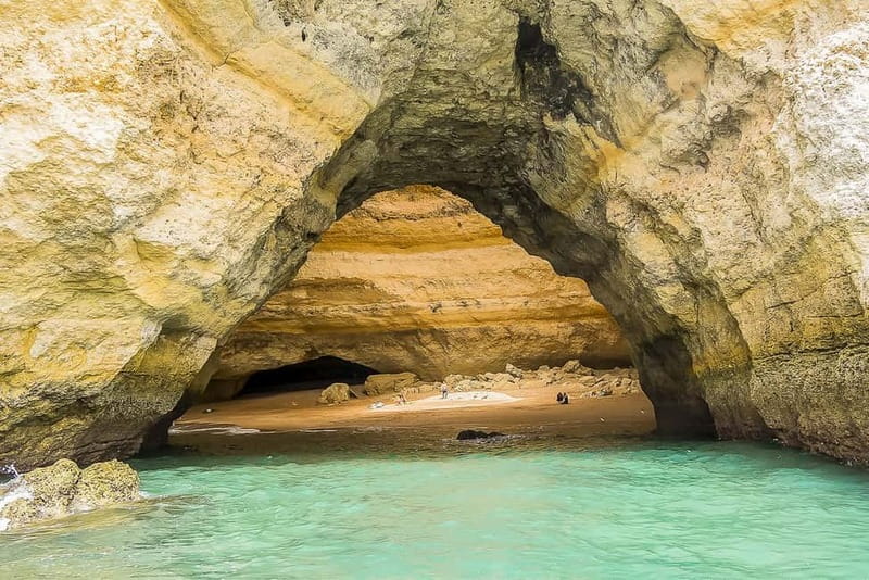 Portimão: Benagil Caves Speed Boat Tour with Sunset Option - What to Bring (and What People Often Forget)