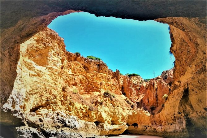 Portimão: Benagil Caves Speedboat Tour - The biggest sea cave in Europe: what to expect on the pass
