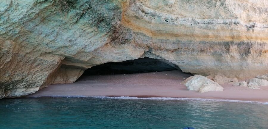 Portimão: Benagil Sea Caves Speedboat Adventure Tour - Where you meet in Portimão, and how to find it fast