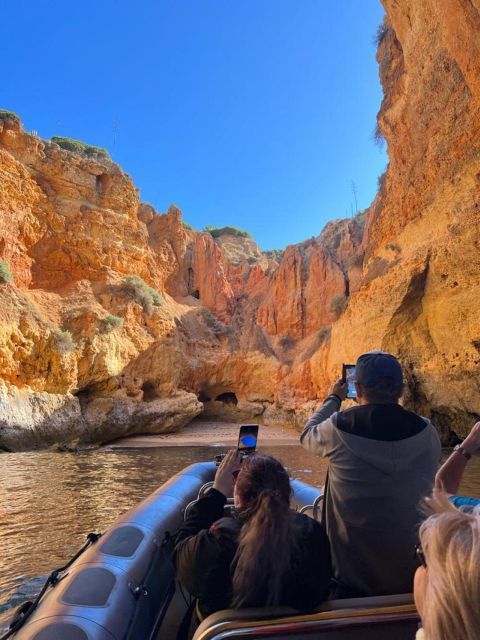 Portimao: Boat trip to the Benagil Cave - Entering Benagil Sea Cave: Why Timing And Guidance Matter
