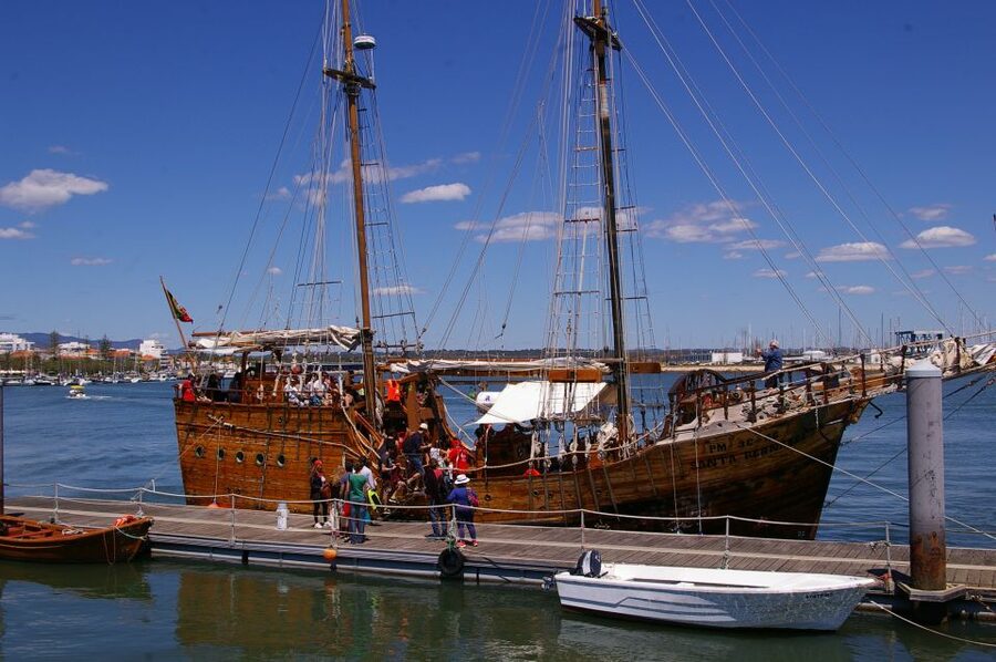 Portimão: Pirate Ship Cave Cruise - Dolphins, Sea Conditions, and Motion-Sickness Reality Checks