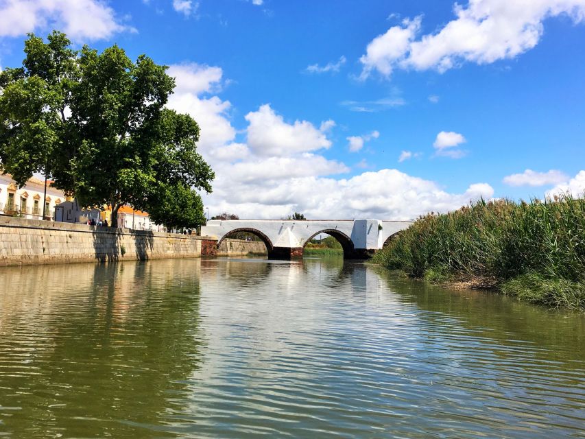 Portimão: Silves & Arade River History Tour on a Solar Boat - Silves Arrival: Your Medieval Town Stop in 1.5 Hours