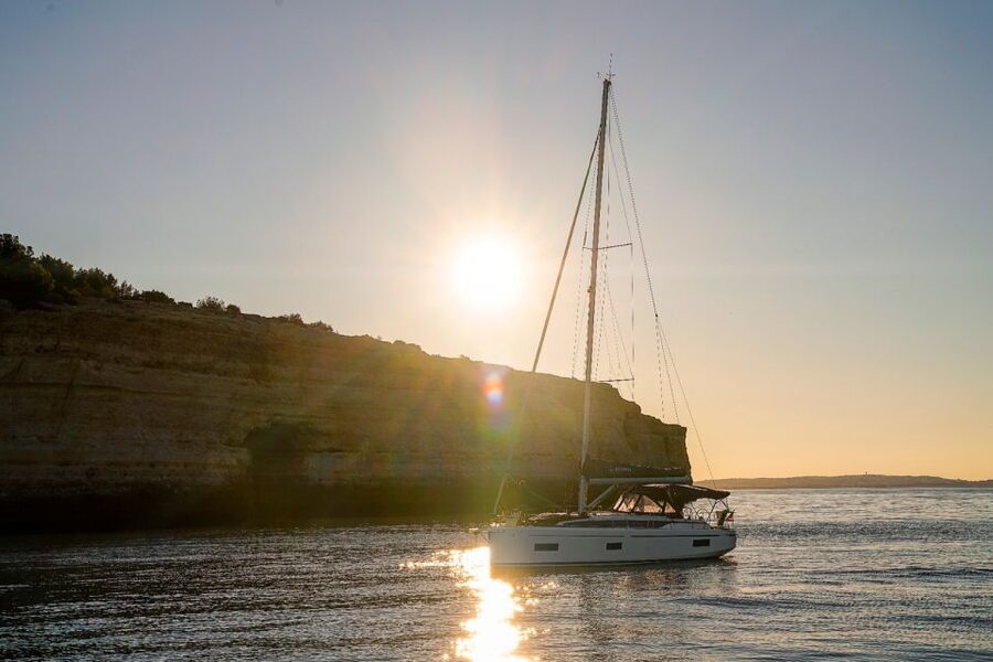 Portimao: Sunrise Luxury Sail-Yacht Cruise - Price and value: why $59 can be a smart splurge