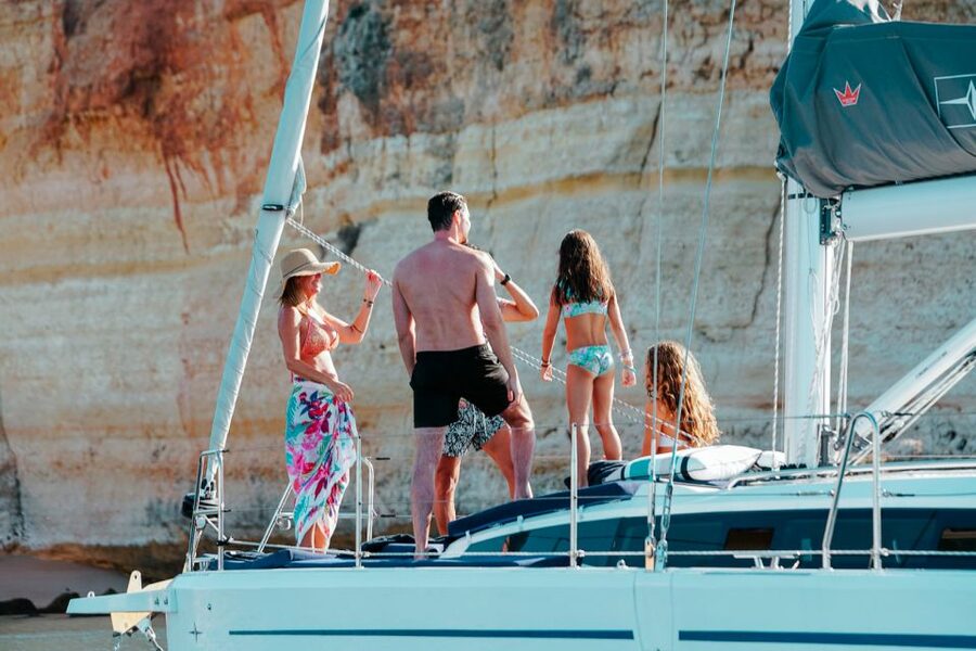Portimao: Sunrise Luxury Sail-Yacht Cruise - Where you meet, how boarding works, and what to watch for