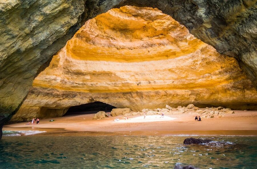 Portimão: Sunset Cruise to Benagil Cave - Alfanzina Lighthouse and Benagil Beach: the sunset timing payoff