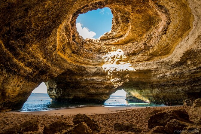 Portimão to Benagil: Adrenaline Wave 90 Minutes Cave Tour - Key things to know before you go