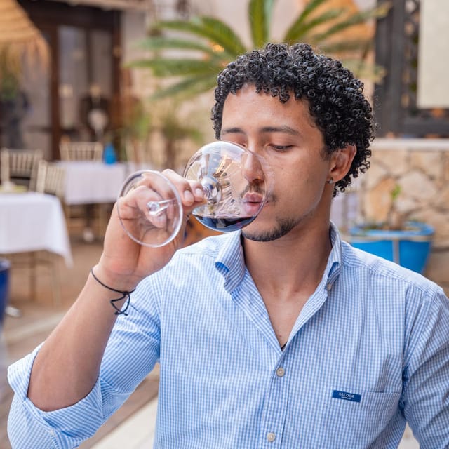 PORTUGUESE WINE TASTING IN THE HEART OF FARO - Where You Start at Carmo Church, and How the 3-Hour Timing Fits