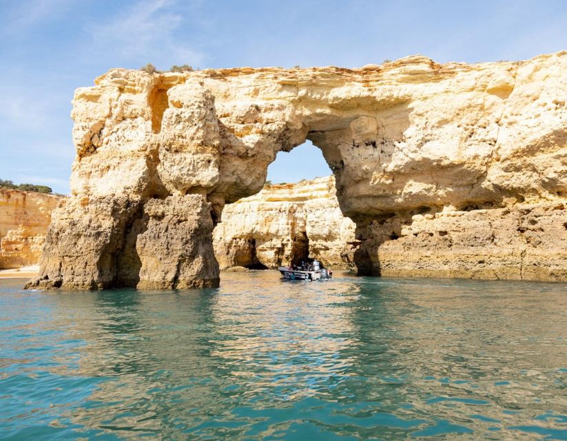 Private Tour 1h30 I Benagil´s Best Caves - Armação de Pêra - Should You Book This Benagil and Alfanzina Lighthouse Private Tour?