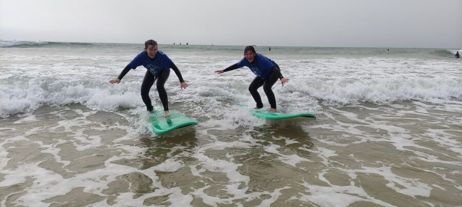 Quarteira: 2-Hour Surf Lesson at Falésia Beach - Meeting at Thay lounge beach parking and getting your surf kit