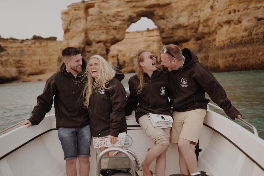 Sunset Benagil Caves Boat Tour - Getting comfortable on the water: jackets, safety, and your camera plan