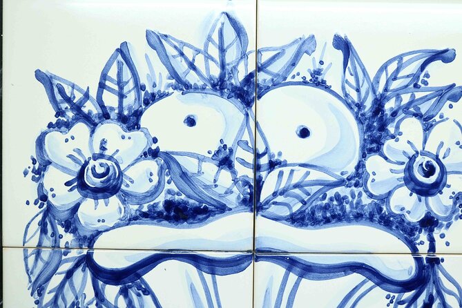 Tile painting workshop in the Algarve - Your 2-hour session, step by step: history to first brushstrokes
